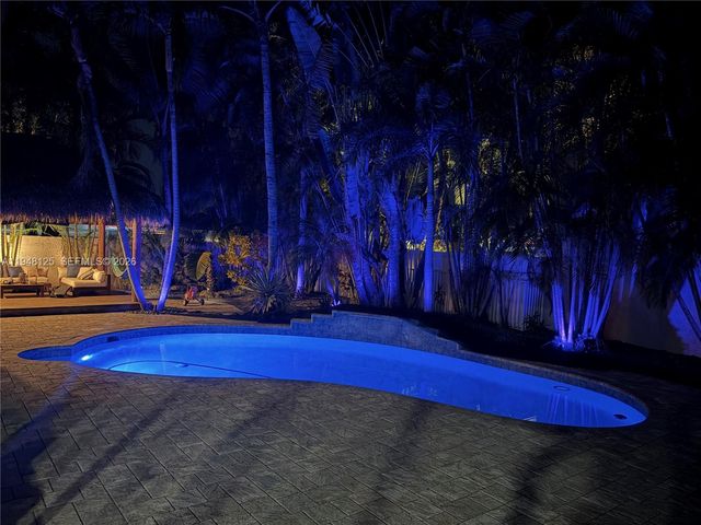 423 NW 48th Ave, Deerfield Beach, FL 33442