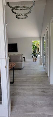 423 NW 48th Ave, Deerfield Beach, FL 33442