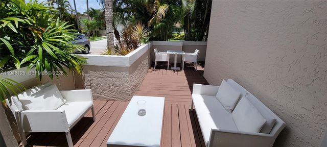 423 NW 48th Ave, Deerfield Beach, FL 33442