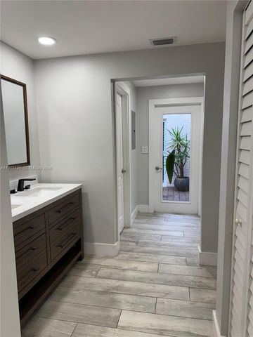 423 NW 48th Ave, Deerfield Beach, FL 33442