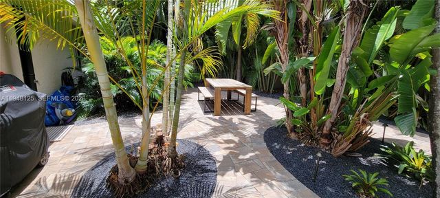 423 NW 48th Ave, Deerfield Beach, FL 33442