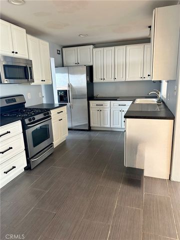 600 E Ash Street, Brea, CA 92821