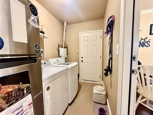 111 Mimosa, Lake Jackson, TX 77566