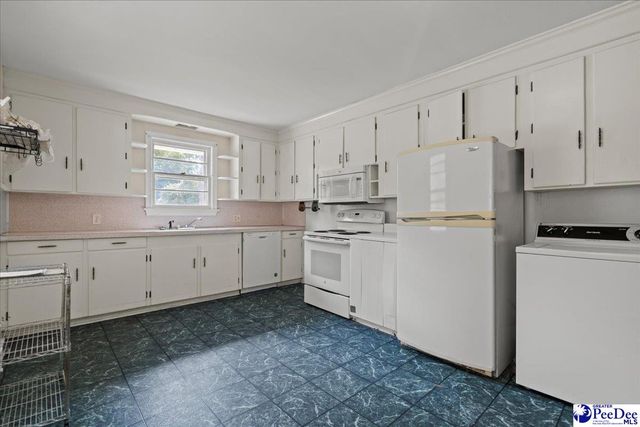 1007 S Edisto Drive, Florence, SC 29501
