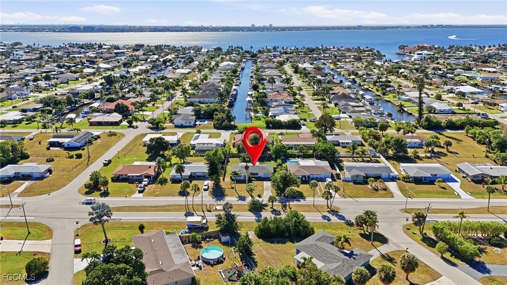 446 El Dorado PKWY E, Cape Coral, FL 33904
