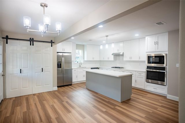 5119 Green Springs Drive, Houston, TX 77066