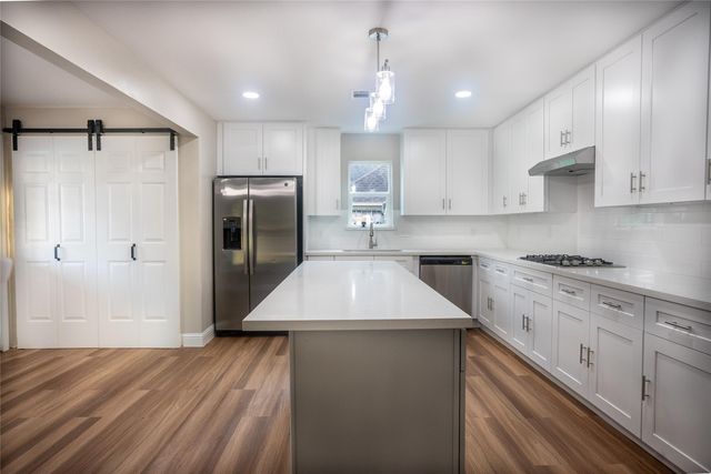 5119 Green Springs Drive, Houston, TX 77066