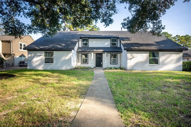5119 Green Springs Drive, Houston, TX 77066