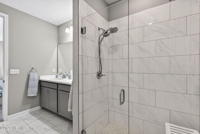 2305 LINCOLN SENDERO Trail, Jacksonville, FL 32218