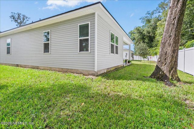 2305 LINCOLN SENDERO Trail, Jacksonville, FL 32218