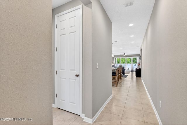 2305 LINCOLN SENDERO Trail, Jacksonville, FL 32218