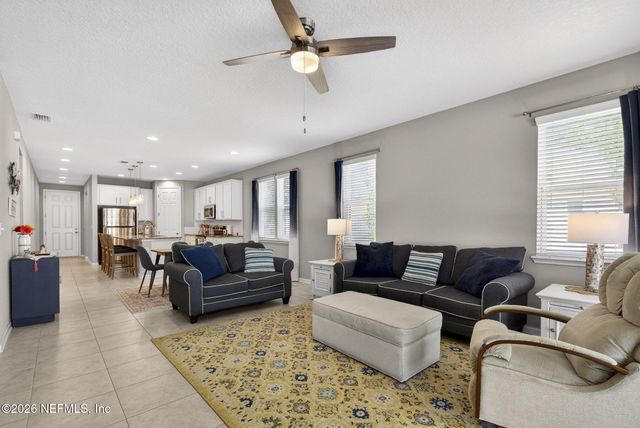 2305 LINCOLN SENDERO Trail, Jacksonville, FL 32218