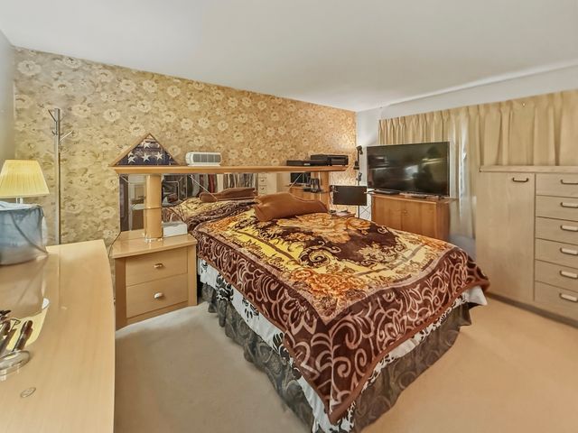 1133 Perth Drive, Schaumburg, IL 60194