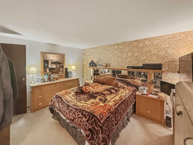 1133 Perth Drive, Schaumburg, IL 60194