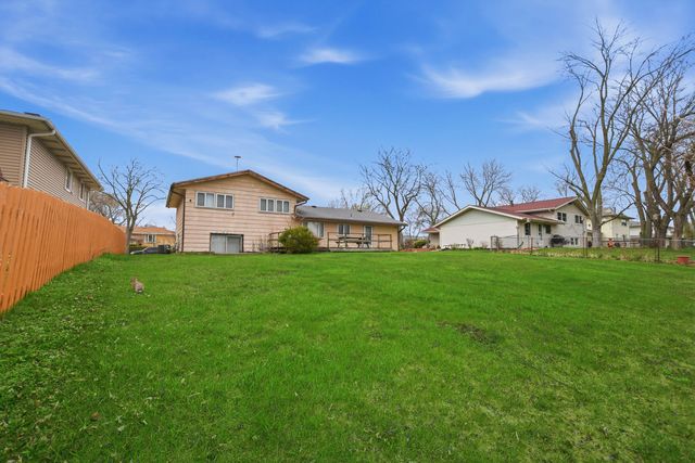 1133 Perth Drive, Schaumburg, IL 60194