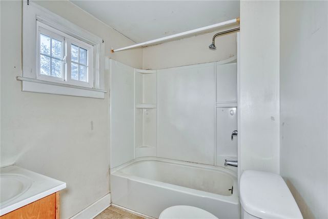 63 Manchester Street, Rochester, NY 14621