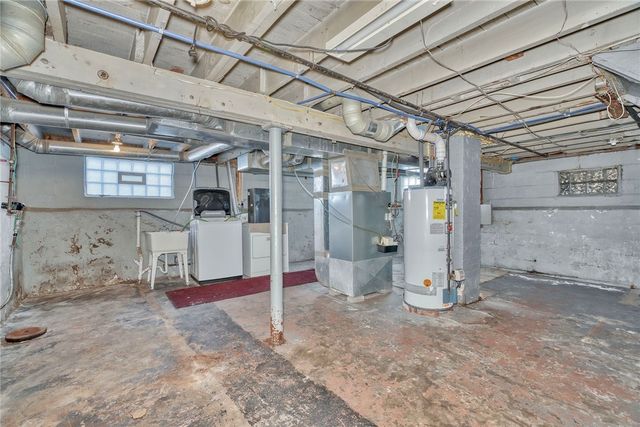 63 Manchester Street, Rochester, NY 14621