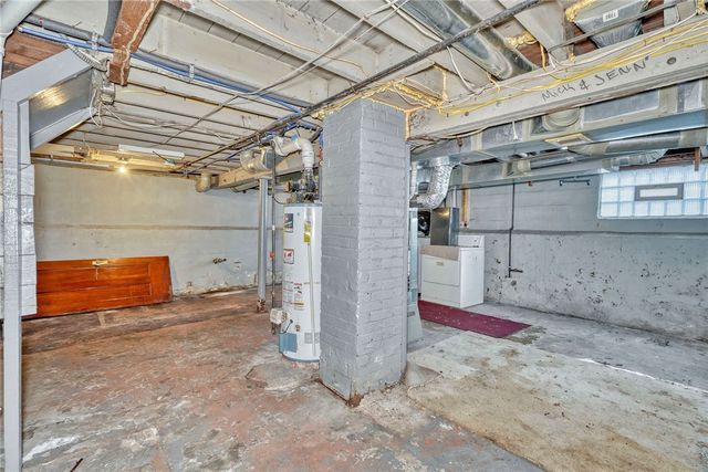 63 Manchester Street, Rochester, NY 14621