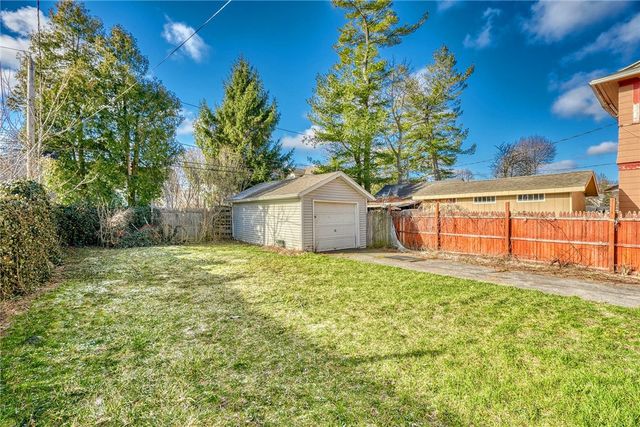 63 Manchester Street, Rochester, NY 14621