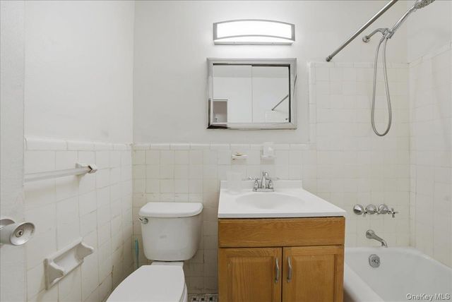 266 Pelham Road 4E, New Rochelle, NY 10805