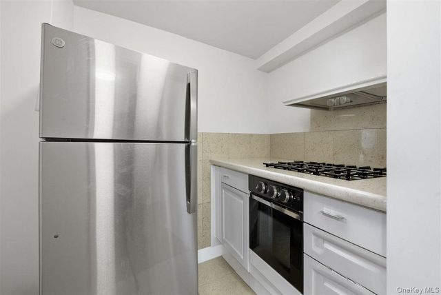 266 Pelham Road 4E, New Rochelle, NY 10805