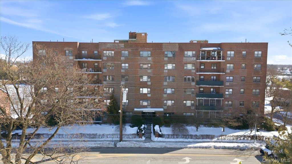 266 Pelham Road 4E, New Rochelle, NY 10805