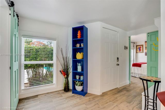 212 SW 1st Avenue, Hallandale Beach, FL 33009
