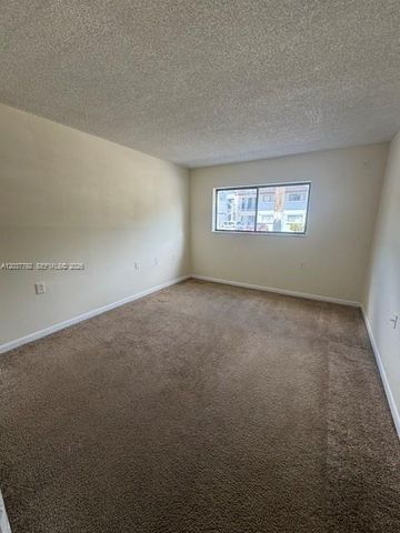 7030 NW 179th Street 104, Hialeah, FL 33015