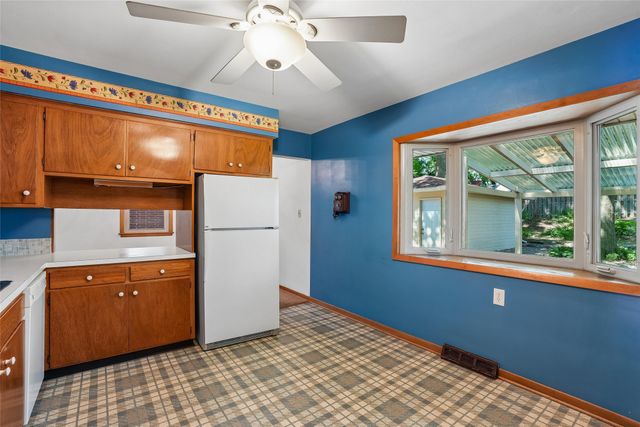 4106 43rd Street, Des Moines, IA 50310