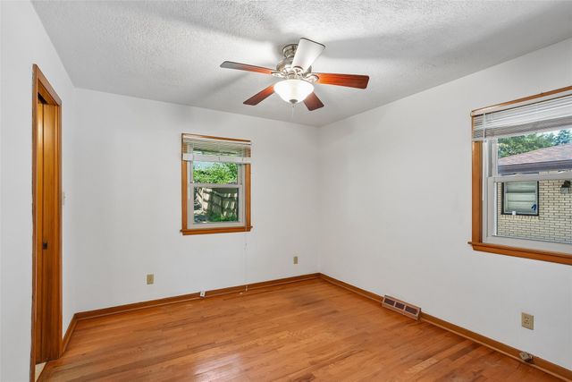 4106 43rd Street, Des Moines, IA 50310