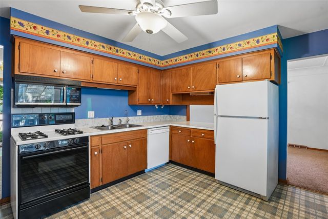 4106 43rd Street, Des Moines, IA 50310