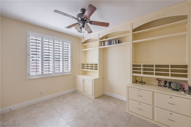 1009 Jennis Silver Street, Las Vegas, NV 89145