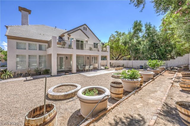 1009 Jennis Silver Street, Las Vegas, NV 89145
