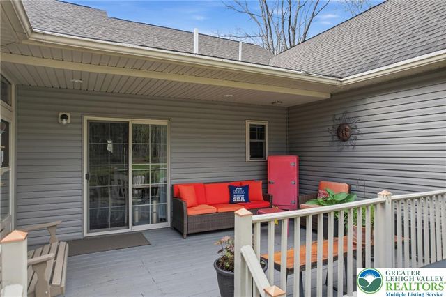 58 White Oak Drive, Penn Forest Twp, PA 18229