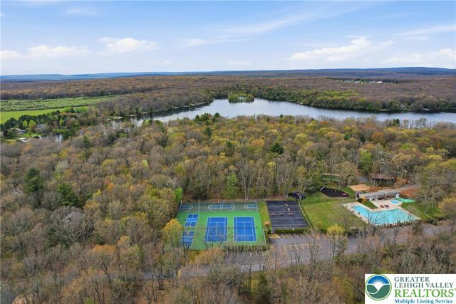 58 White Oak Drive, Penn Forest Twp, PA 18229