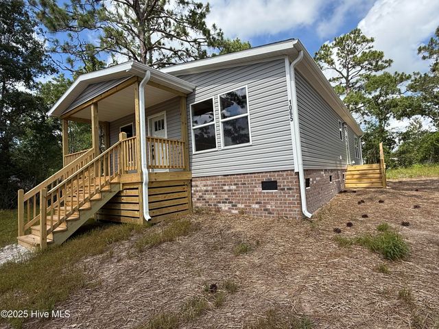 1065 Pinecrest Road, Southport, NC 28461