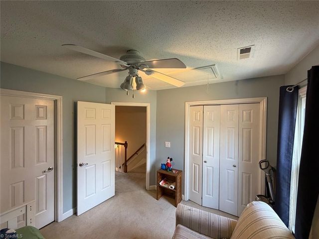 2145 Benwicke Drive, Pfafftown, NC 27040