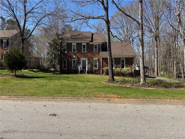 2145 Benwicke Drive, Pfafftown, NC 27040