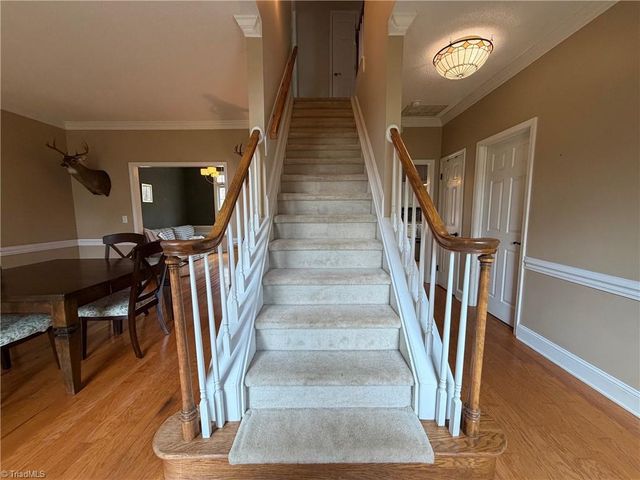 2145 Benwicke Drive, Pfafftown, NC 27040