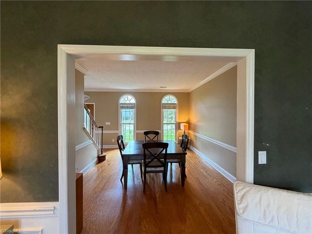 2145 Benwicke Drive, Pfafftown, NC 27040