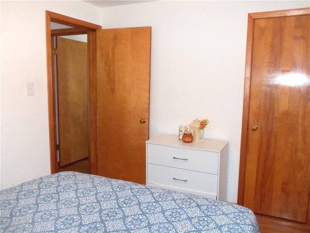 220 Franklin Farms Rd, N Franklin Twp, PA 15301