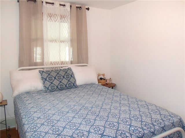 220 Franklin Farms Rd, N Franklin Twp, PA 15301