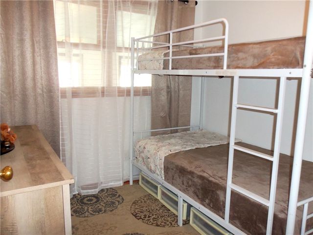 220 Franklin Farms Rd, N Franklin Twp, PA 15301