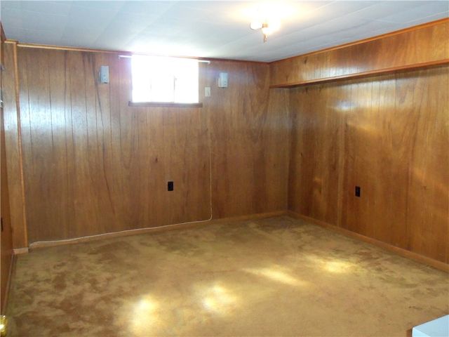 220 Franklin Farms Rd, N Franklin Twp, PA 15301