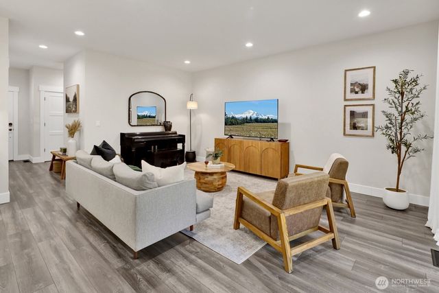 8228 Gold Run Drive, Maple Falls, WA 98266