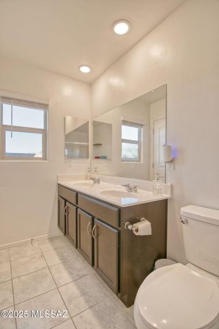 105 E Manor View Road, Tucson, AZ 85756