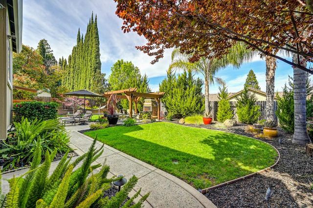 132 Rhoades Way, Folsom, CA 95630