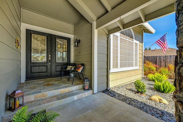 132 Rhoades Way, Folsom, CA 95630