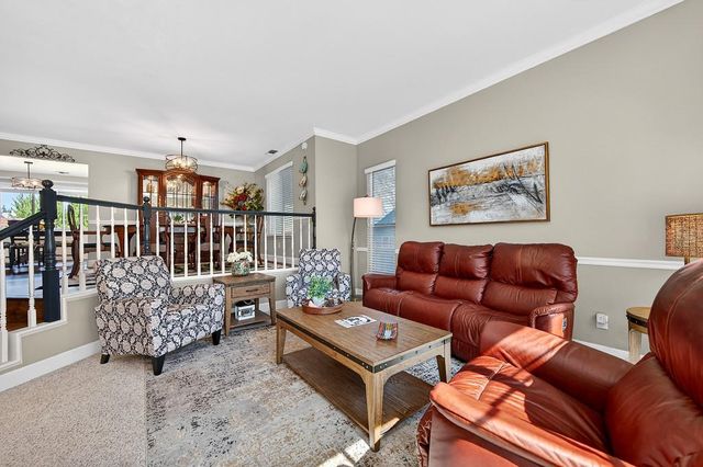 132 Rhoades Way, Folsom, CA 95630