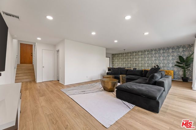 3500 W Manchester Boulevard 462, Inglewood, CA 90305